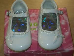 NEW Baby Girls White Leather Dress Shoe/Wedding Size 3  