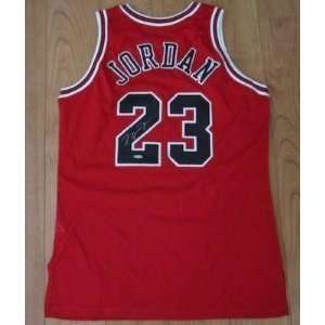 Michael Jordan Autographed Hand Signed Authentic Chicago Bulls Jersey 