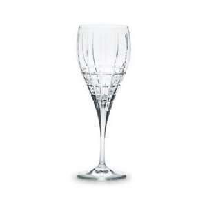  By Mikasa Avenue Collection 9 Oz Wine Glass Kitchen 