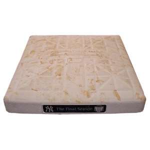 Game Used New York Yankees 2nd Base from 4 7 08. MLB Authenticated 