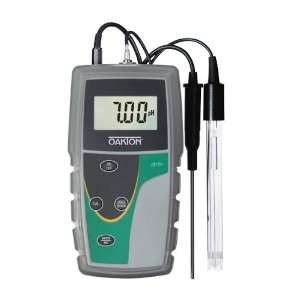 Oakton pH 6+ meter with probe  Industrial & Scientific