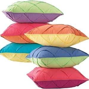    Tng/hnysck Bright Tropical Pintucked Pillows