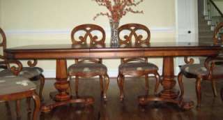 Thomasville Furniture Rivage Dining room set Rivage table with Villa 